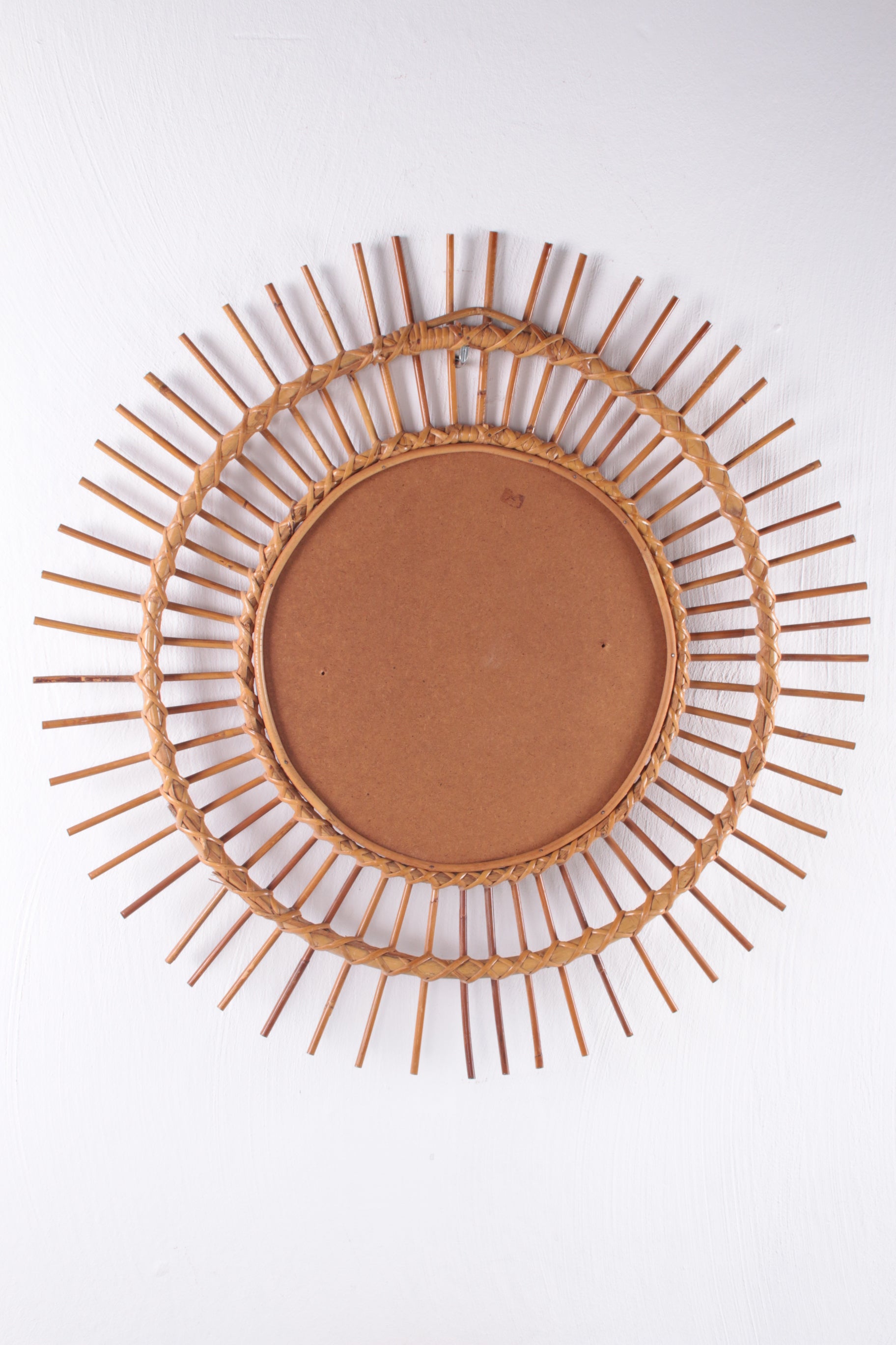 Franse ronde Rotan spiegel Bohemien Stijl achterkant