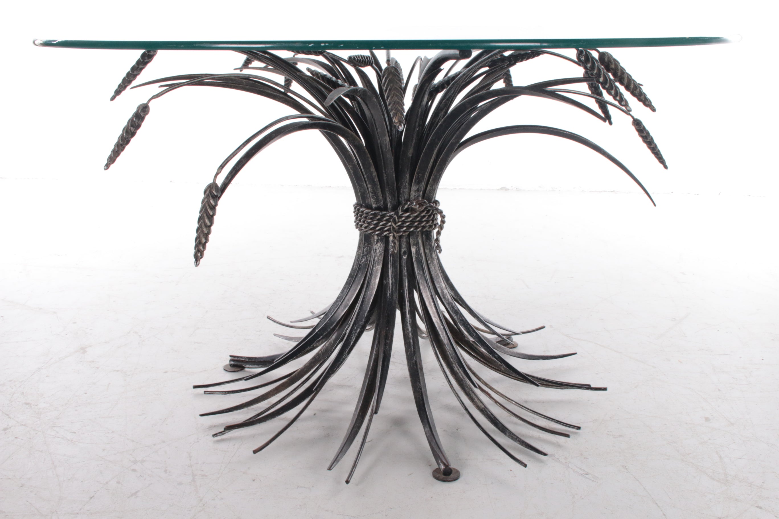 Hollywood Regency Coco Chanel Salontafel Hans Kogl, 1970 voorkant