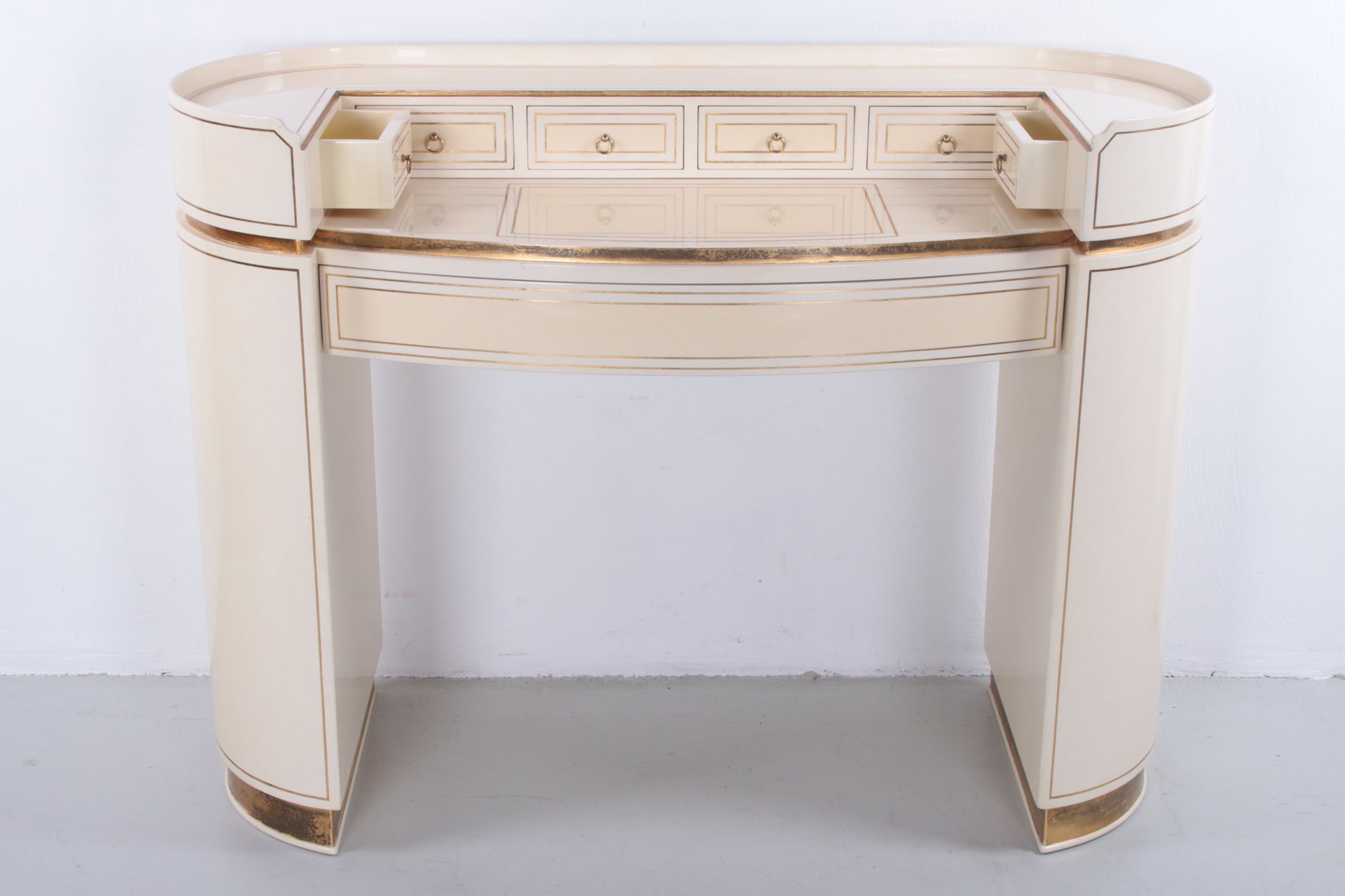 Hollywood Regency Kaptafel van Arredoclassic,Italie 1970s voorkant kleine lades open