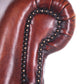 Vintage Schaapsleren Fauteuil met een mooie bruine patina detail spijkers