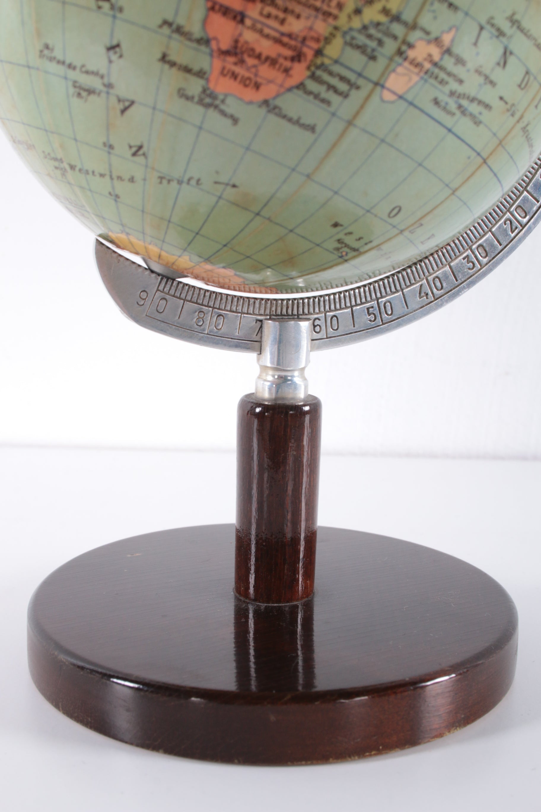 Mini Globe Columbus op houten voetje,jaren 50