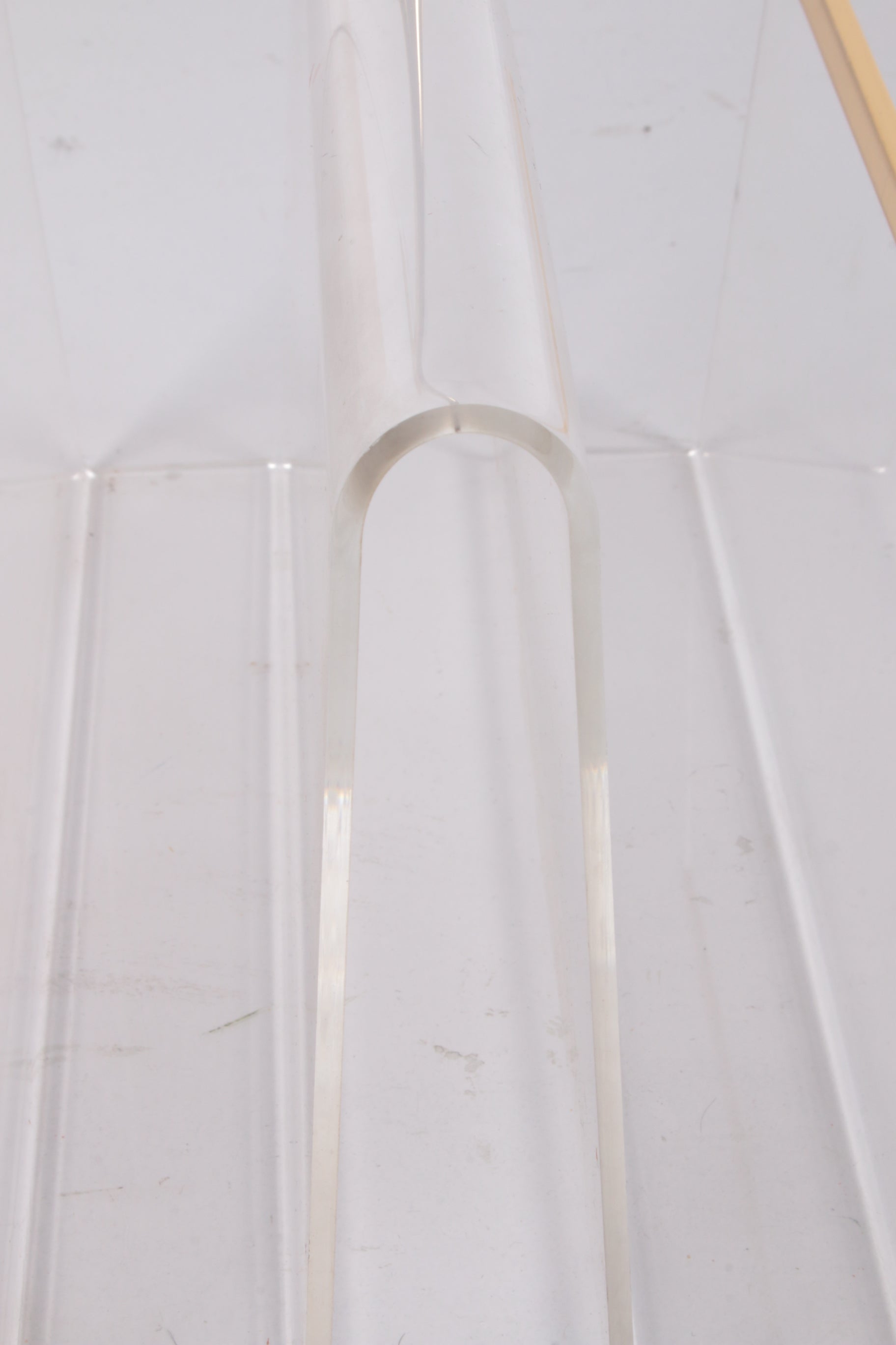 Hollywood regency Plexiglas magazijnrek jaren70 Italie