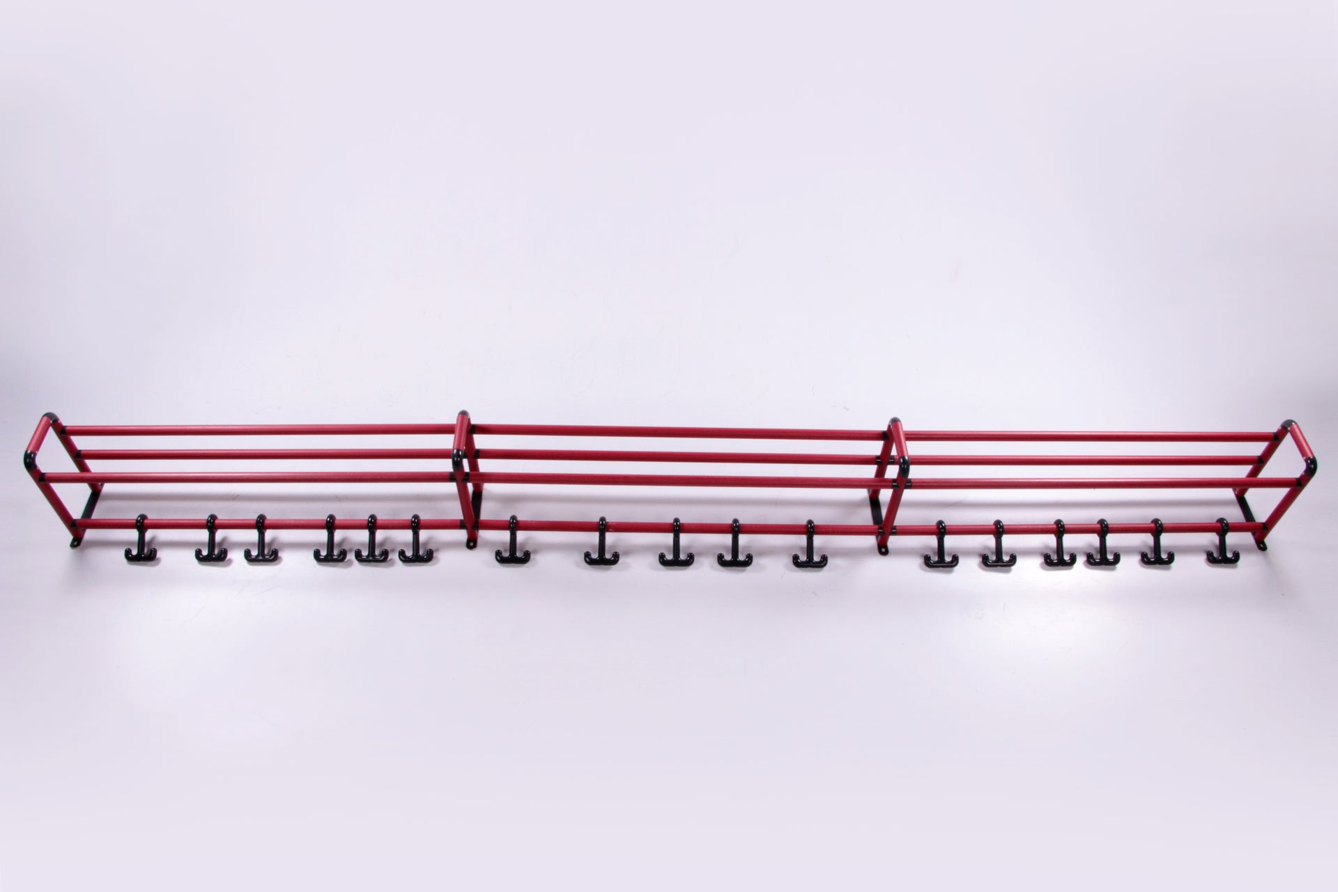 Mega Lange Wandkapstok Spage Age De lengte is 3,50 meter,1970s