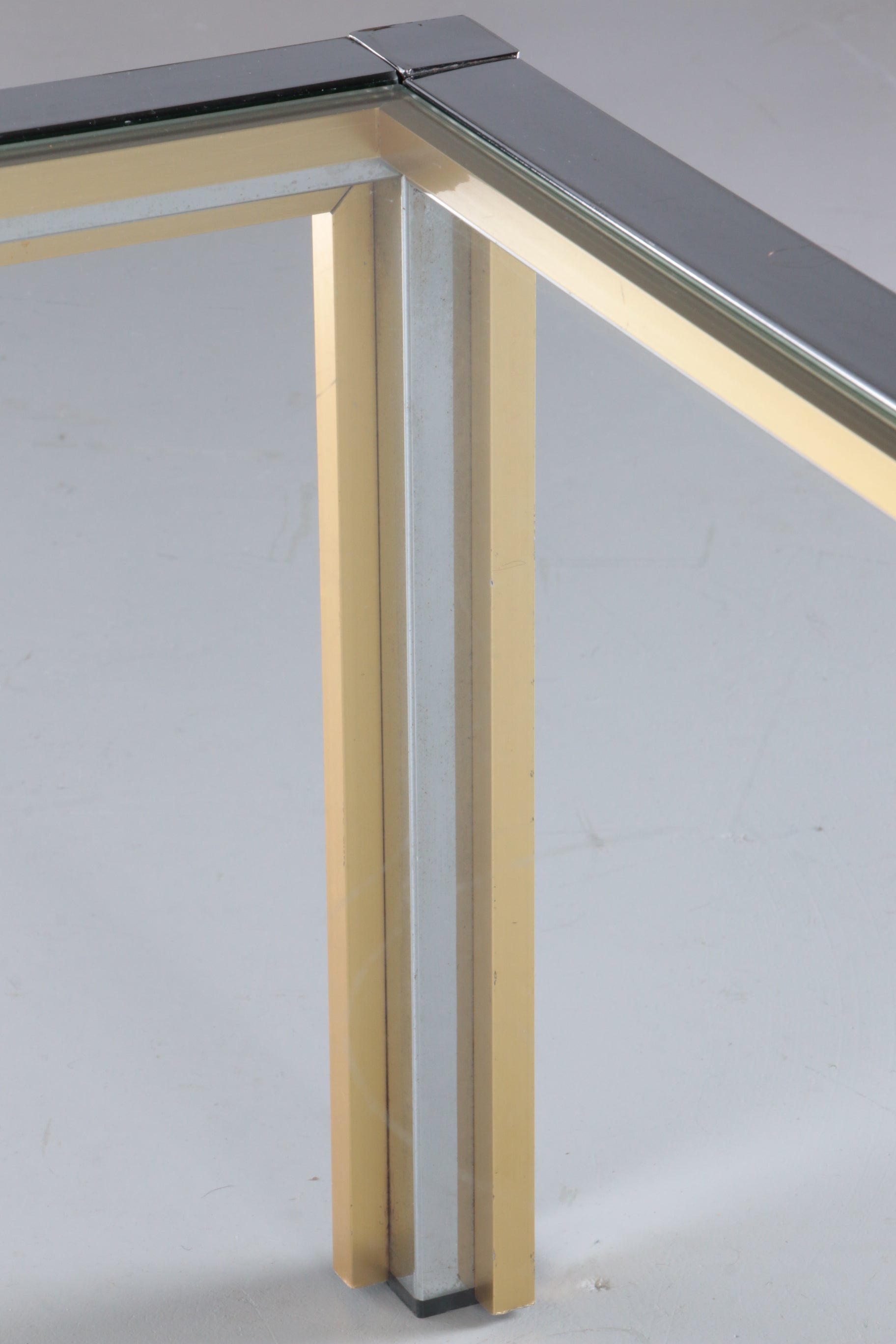 Italiaanse salontafel ontwerp van Renato Zevi jaren70s