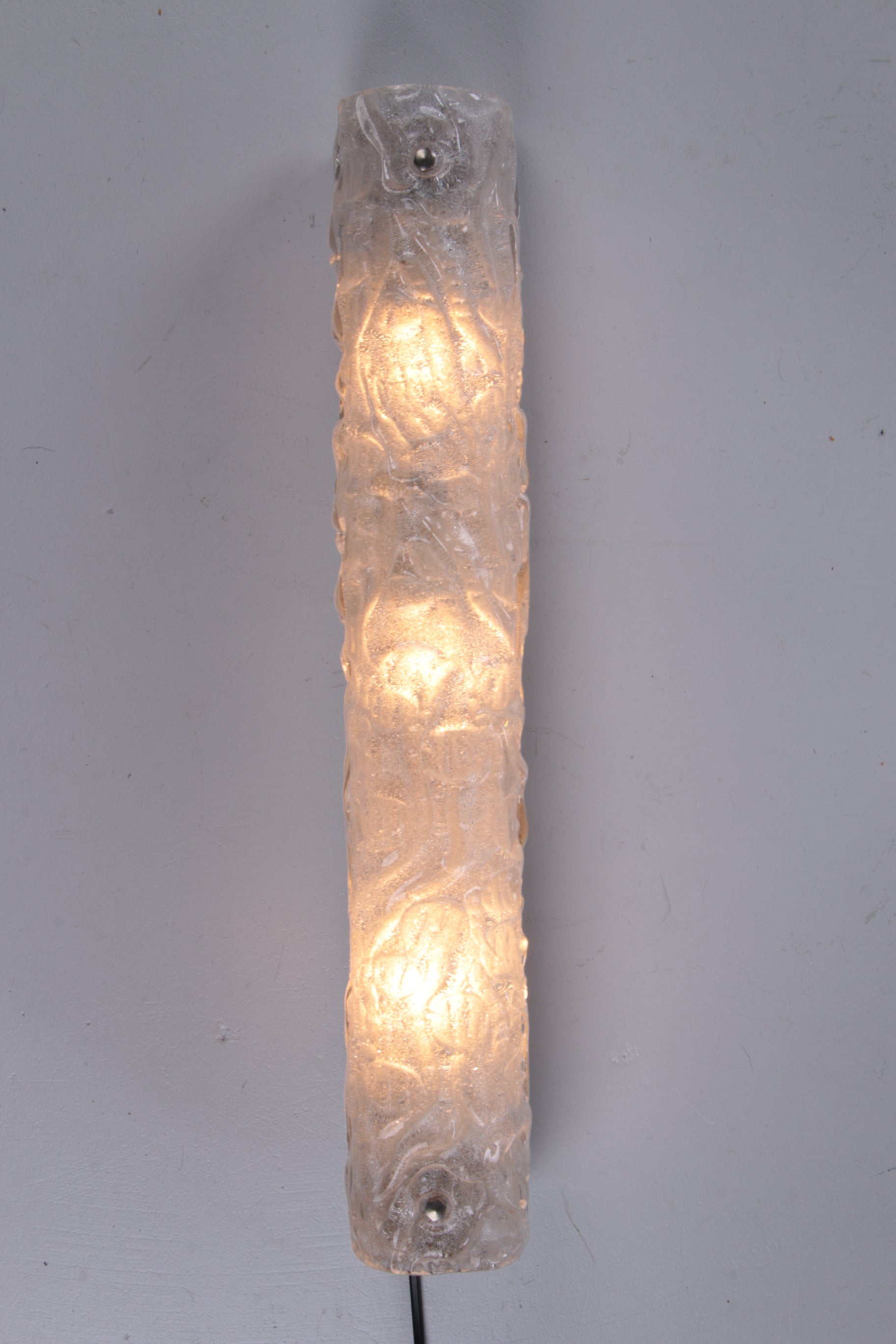 Langwerpige wandlamp van Honsel Leuchten met bubble glas jaren60