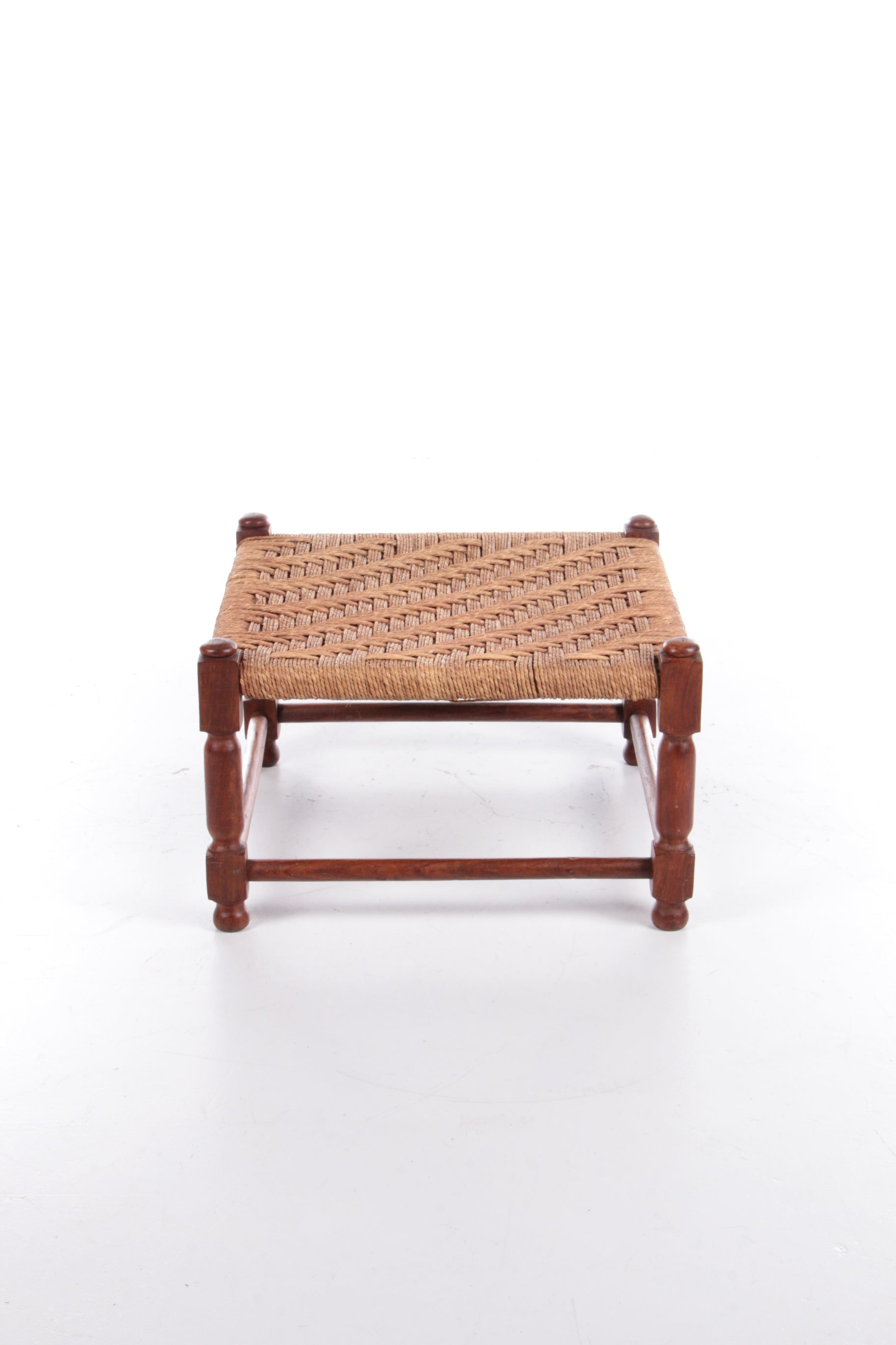 Vintage Brutalistisch krukje of voetenbankje van jute touw, jaren 60