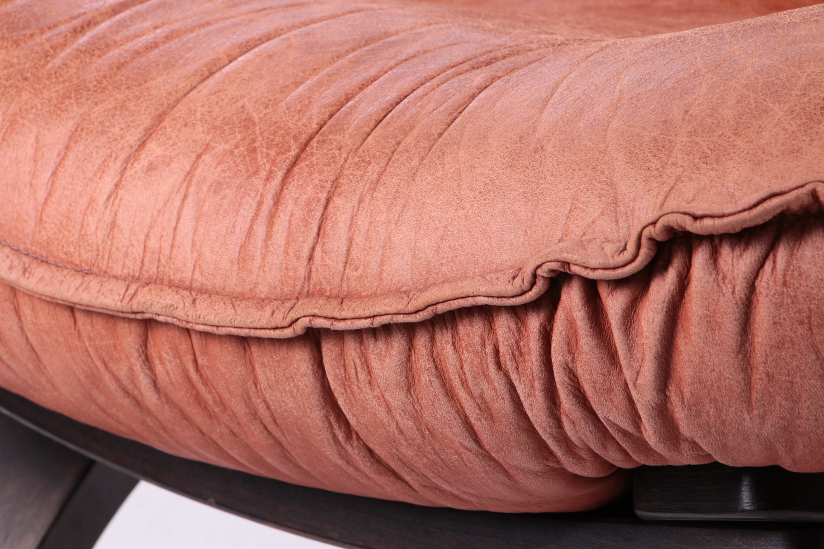 Vintage Braziliaanse Fauteuil met Gognackleur leren zitkussen,70s.