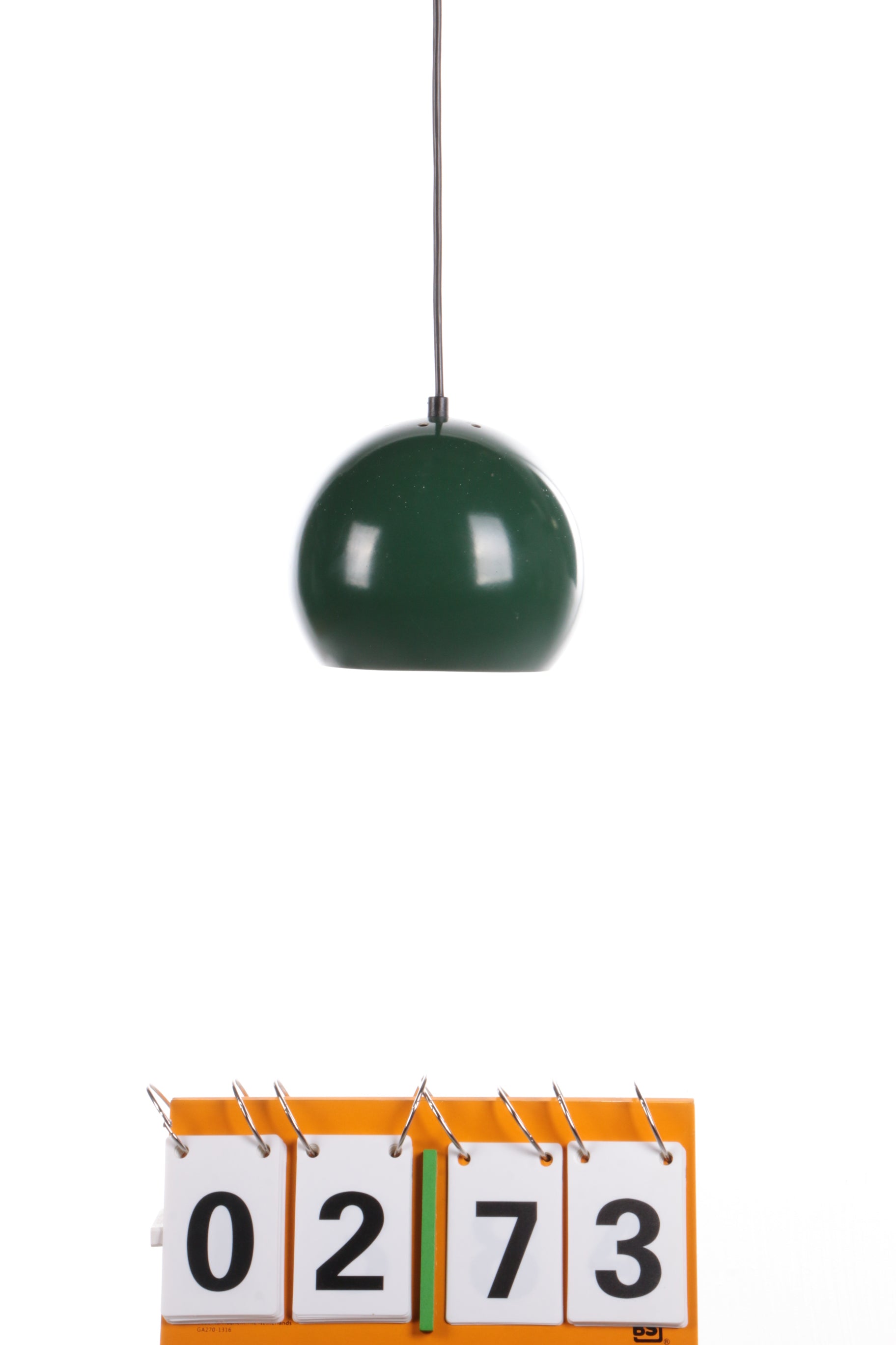 Hanglamp Hala is een prachtig ontwerp mooi oud groen van kleur 1960s.