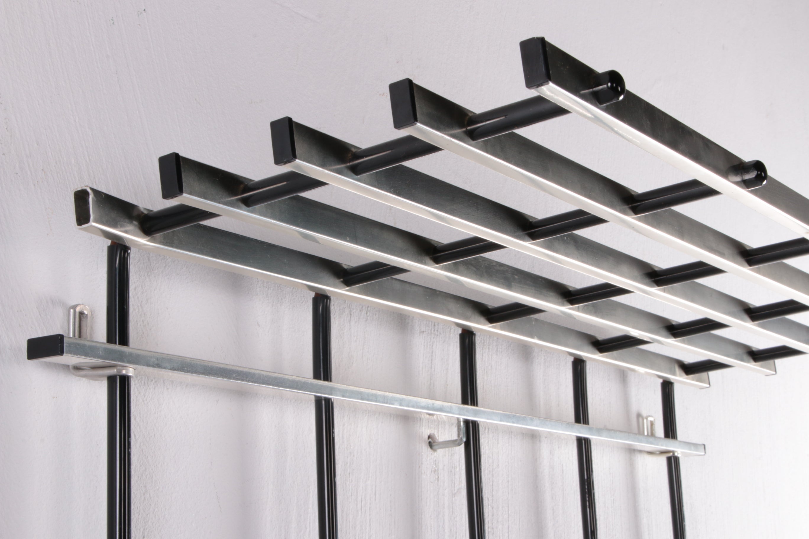 Vintage chrome kleur aluminium wandkapstok 1950s