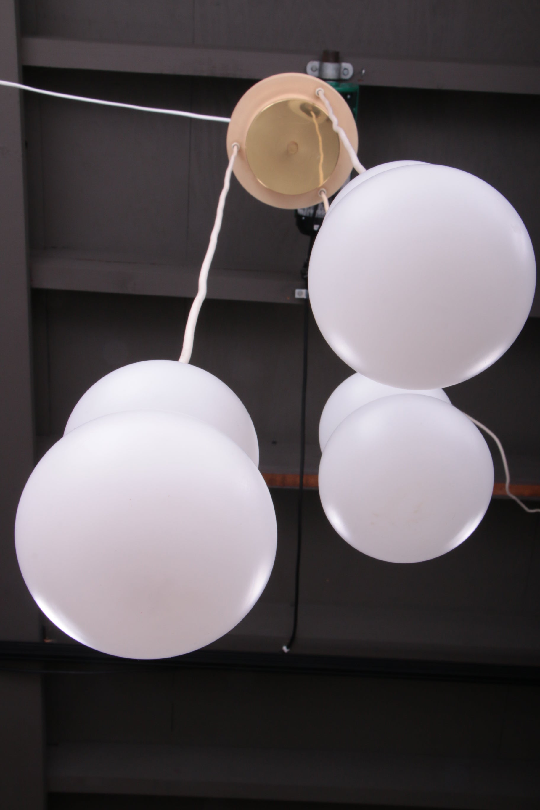 Vintage Plafondlamp met drie Opaalglazen bollen,1960 Duitsland