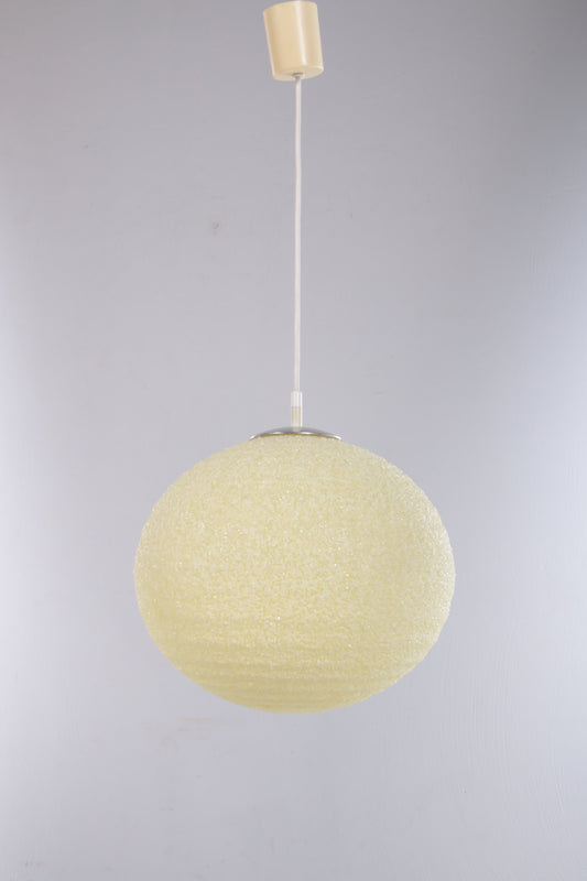 Hanglamp  "sugarball" Vintage licht geel ,jaren60