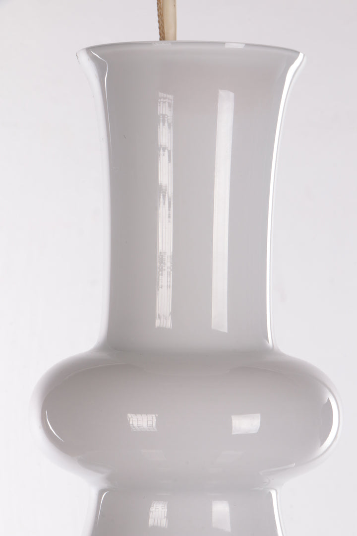 Witte mondgeblazen opaline glazen hanger van Michael Bang voor Holmegaard, Denemarken, jaren 80
