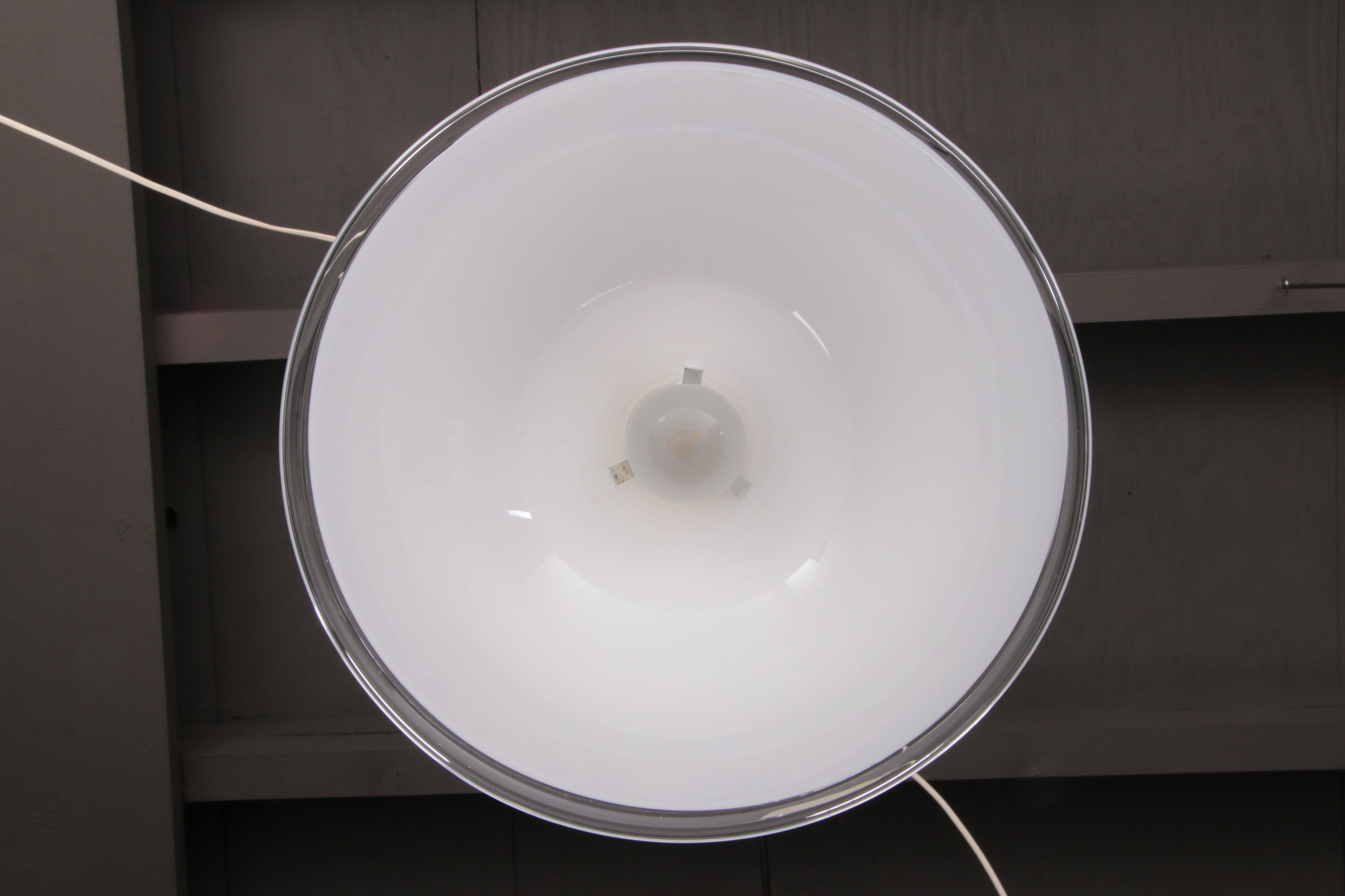 Witte mondgeblazen opaline glazen hanger van Michael Bang voor Holmegaard, Denemarken, jaren 80