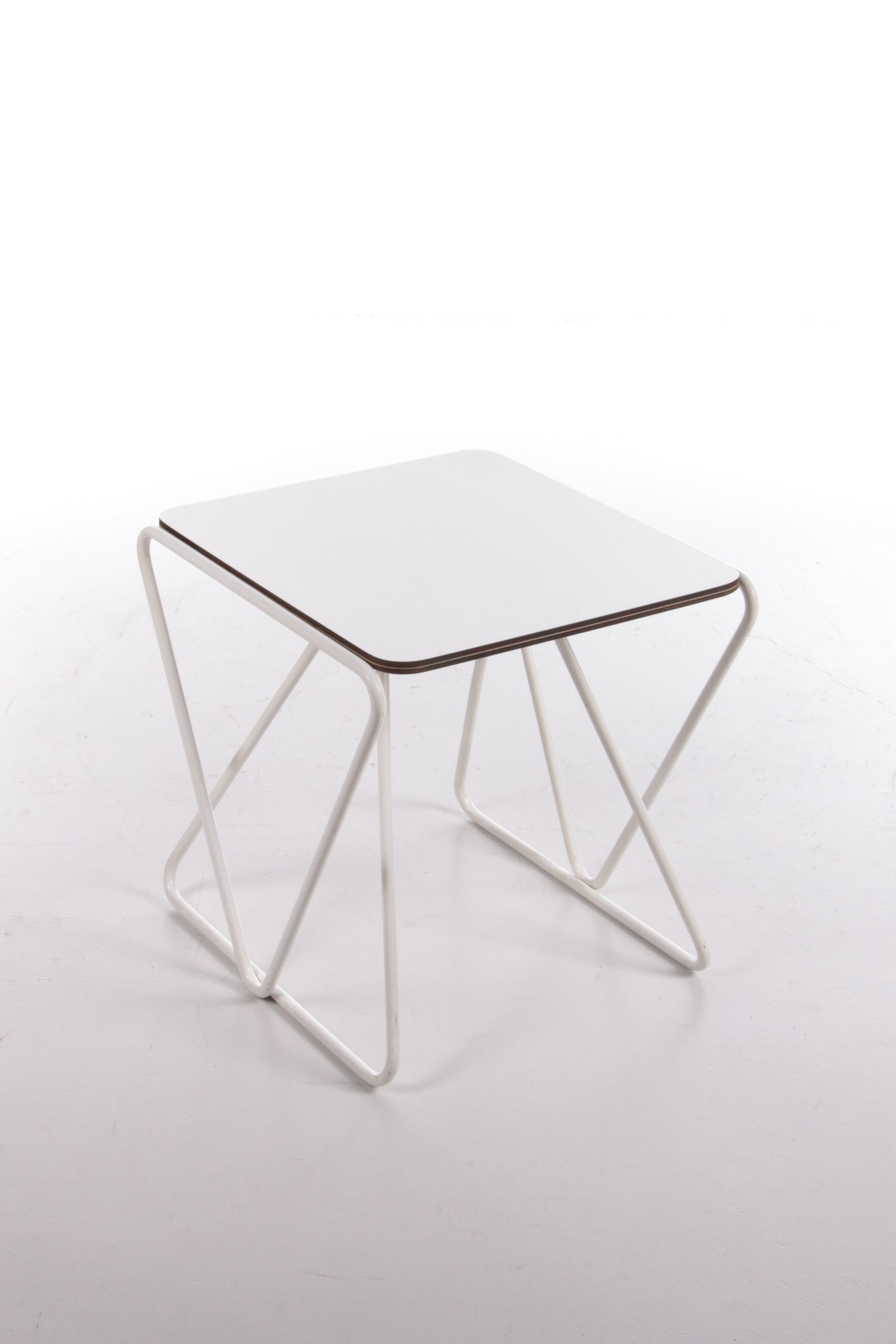 Walter Antonis bijzettafels voor I-Form Holland, 1978