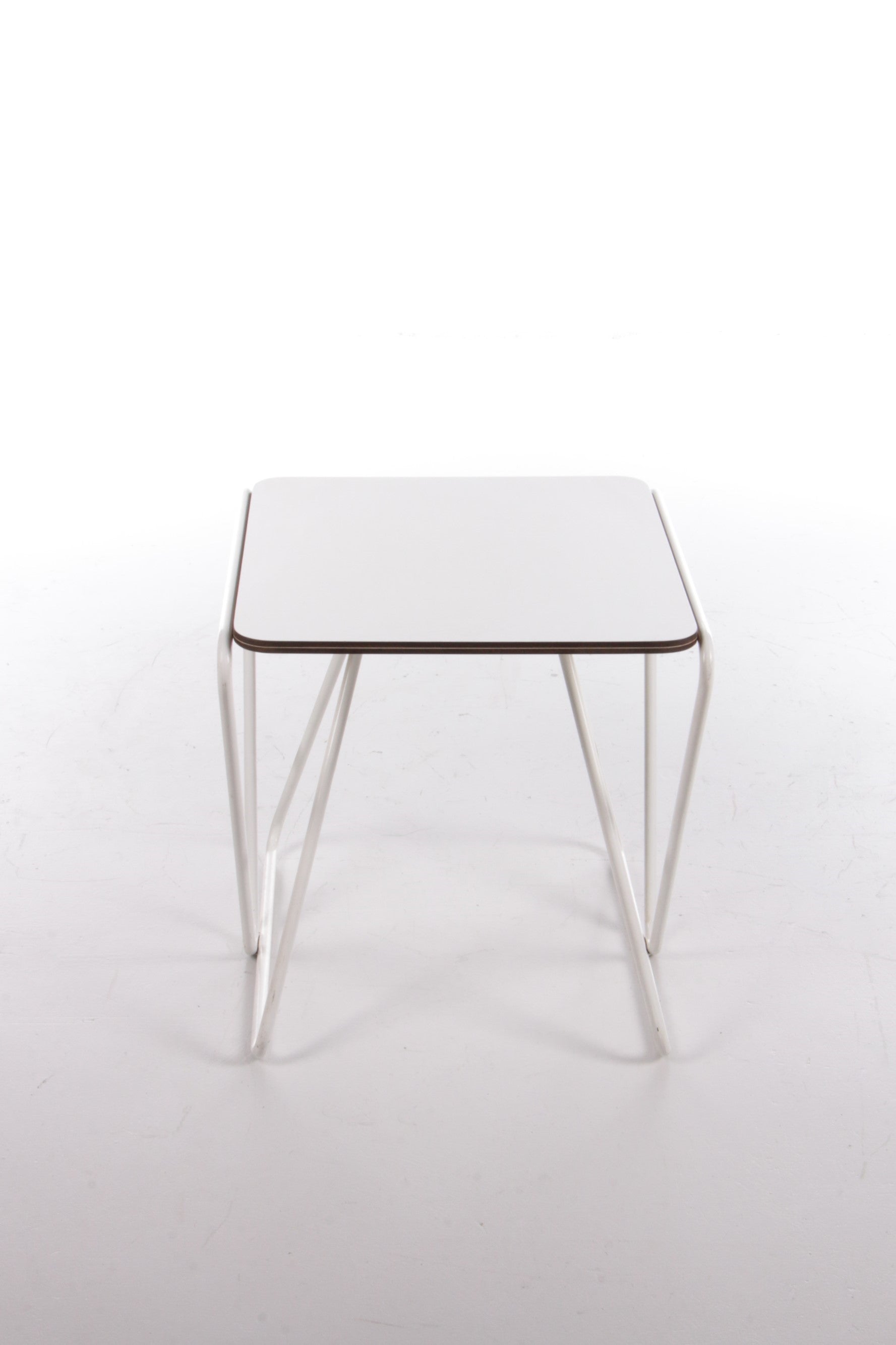 Walter Antonis bijzettafels voor I-Form Holland, 1978