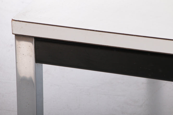 Martin Visser salontafeltje model TZ 56 7K gemaakt door 't Spectrum