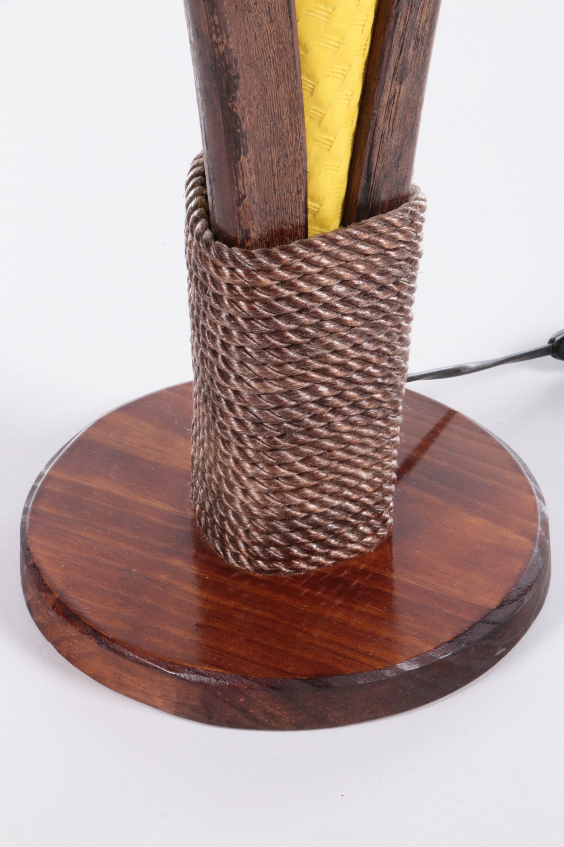 Vintage Franse Vloerlamp gemaakt van Gedroogde schors,1980