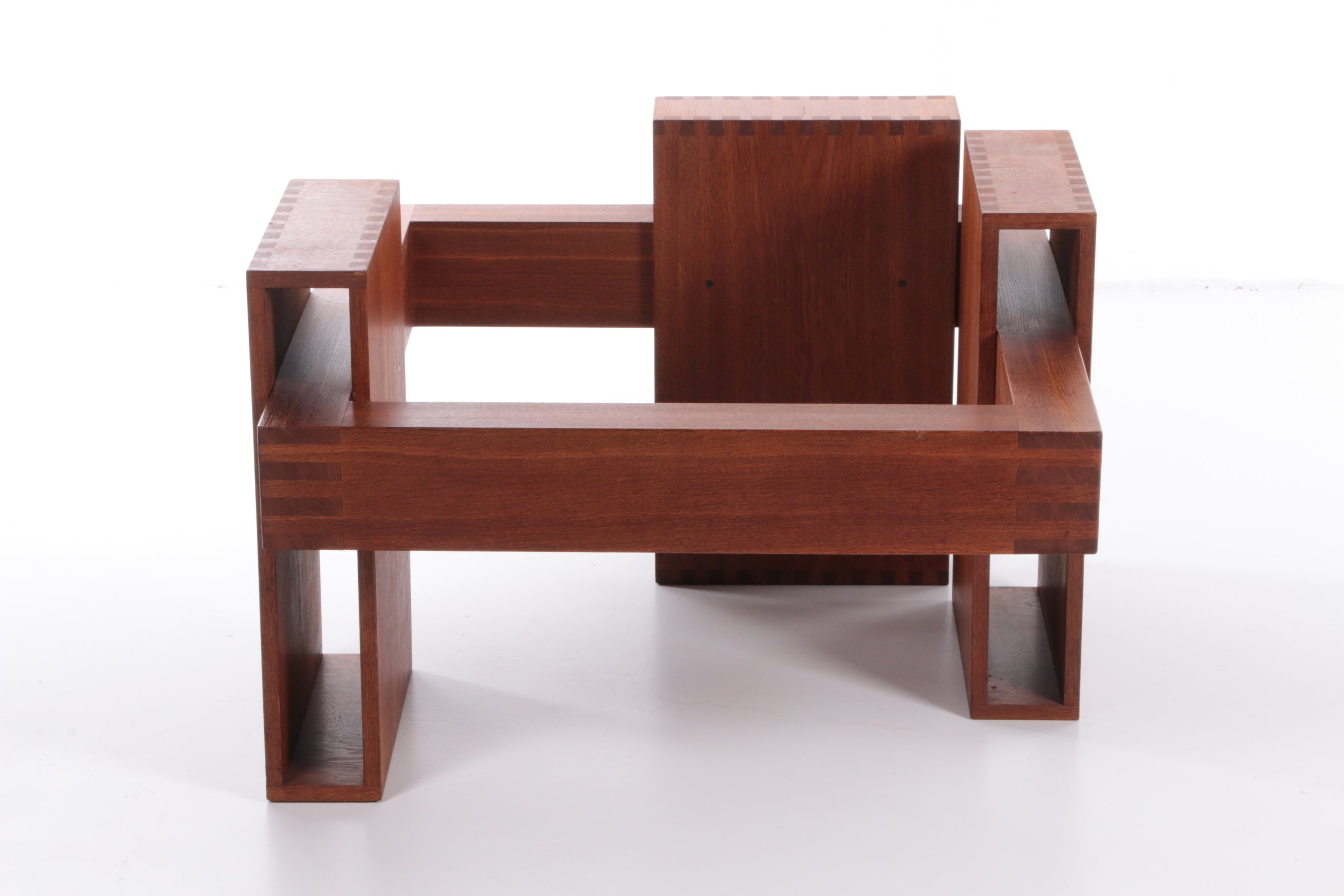 Franse Brutalistische Design salontafel van teakhout met glasplaat,1970