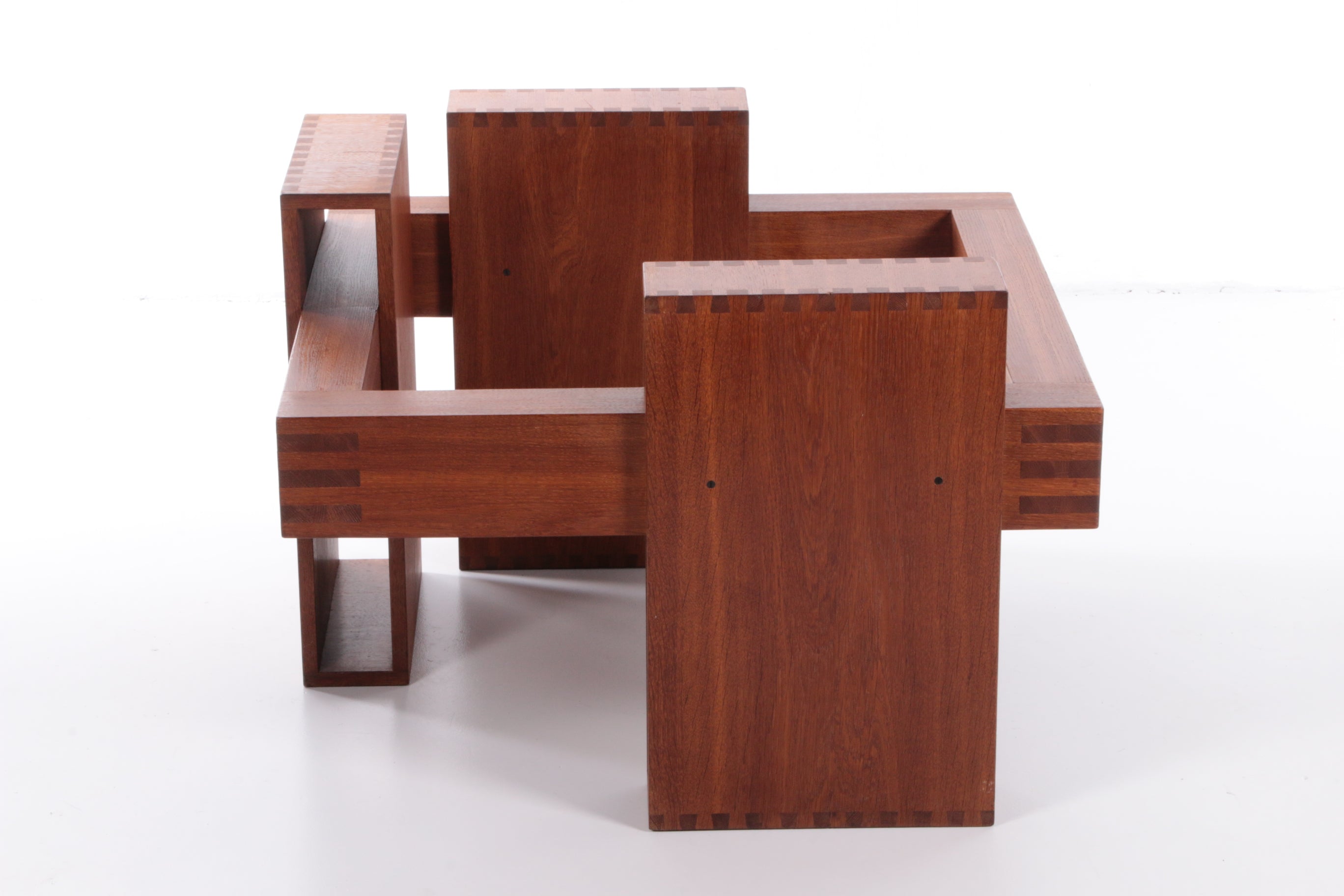Franse Brutalistische Design salontafel van teakhout met glasplaat,1970