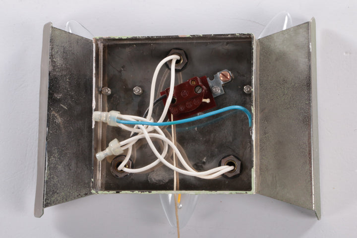 Wandlamp met ijsglas gemaakt door J.T. Kalmar,1960s