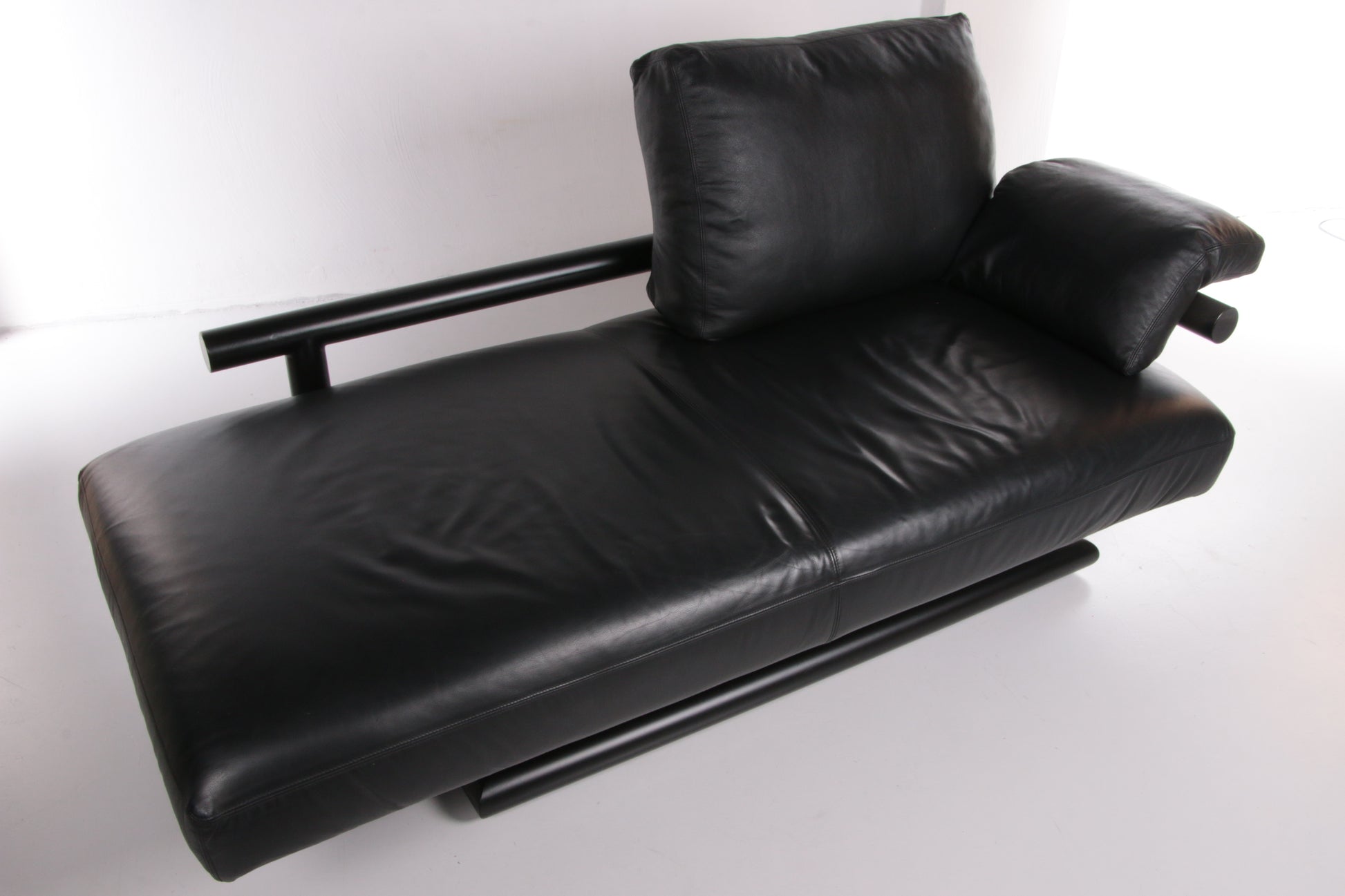 Design chaise longue van Knoll zwart leer jaren80
