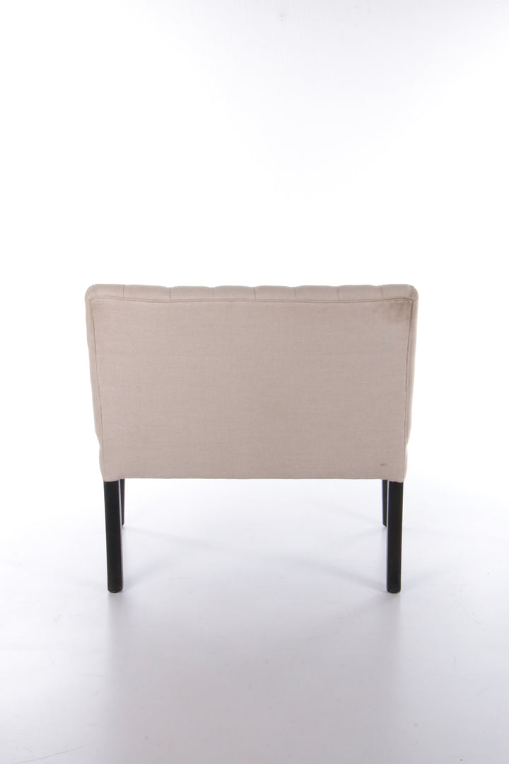 Eetkamerbank met caption van Láuthentique Meubels.