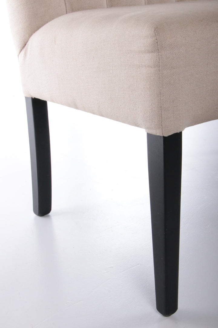 Eetkamerbank met caption van Láuthentique Meubels.