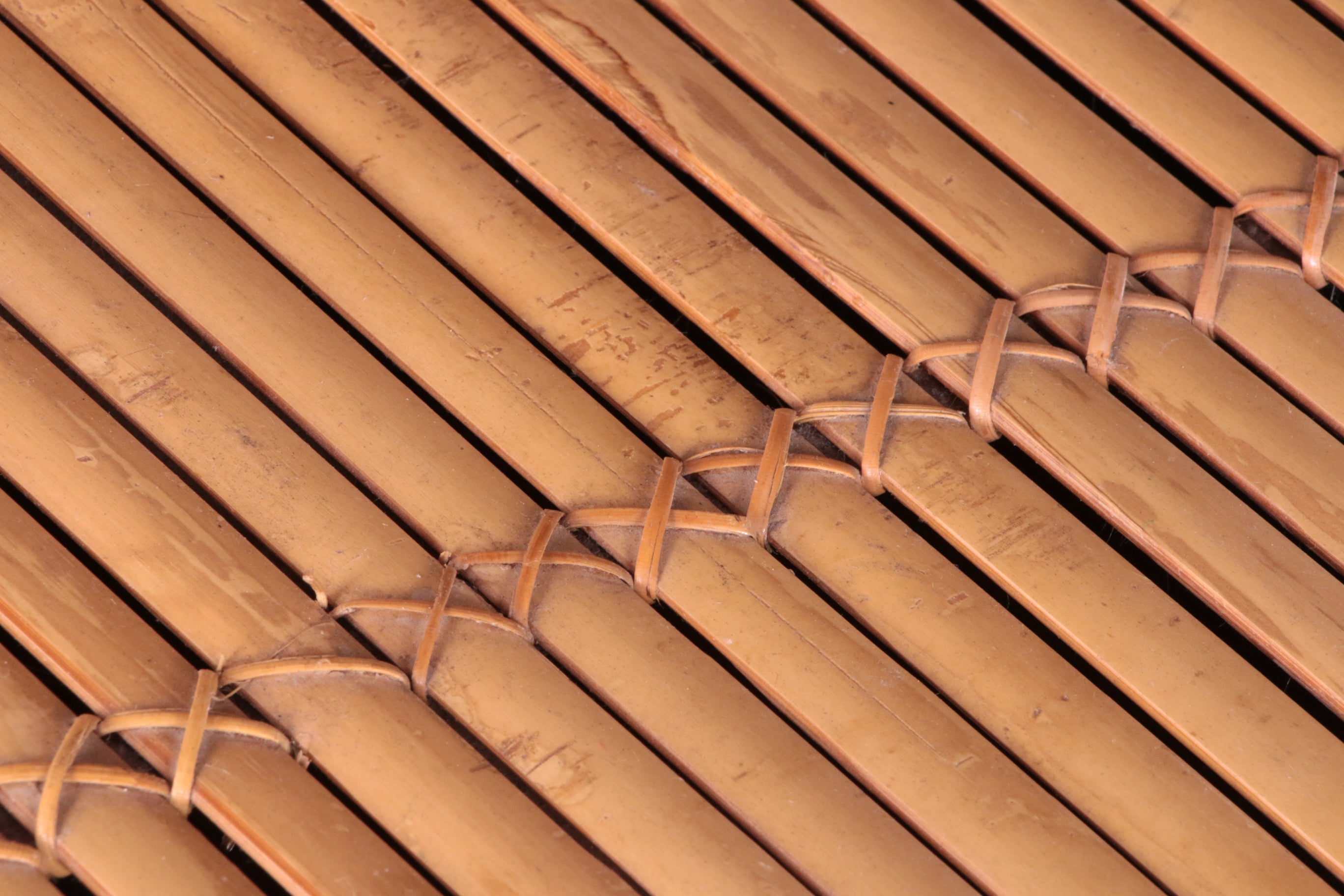 Vintage faux bamboe kaptafel  ‘natural beauty’ jaren80 Frankrijk