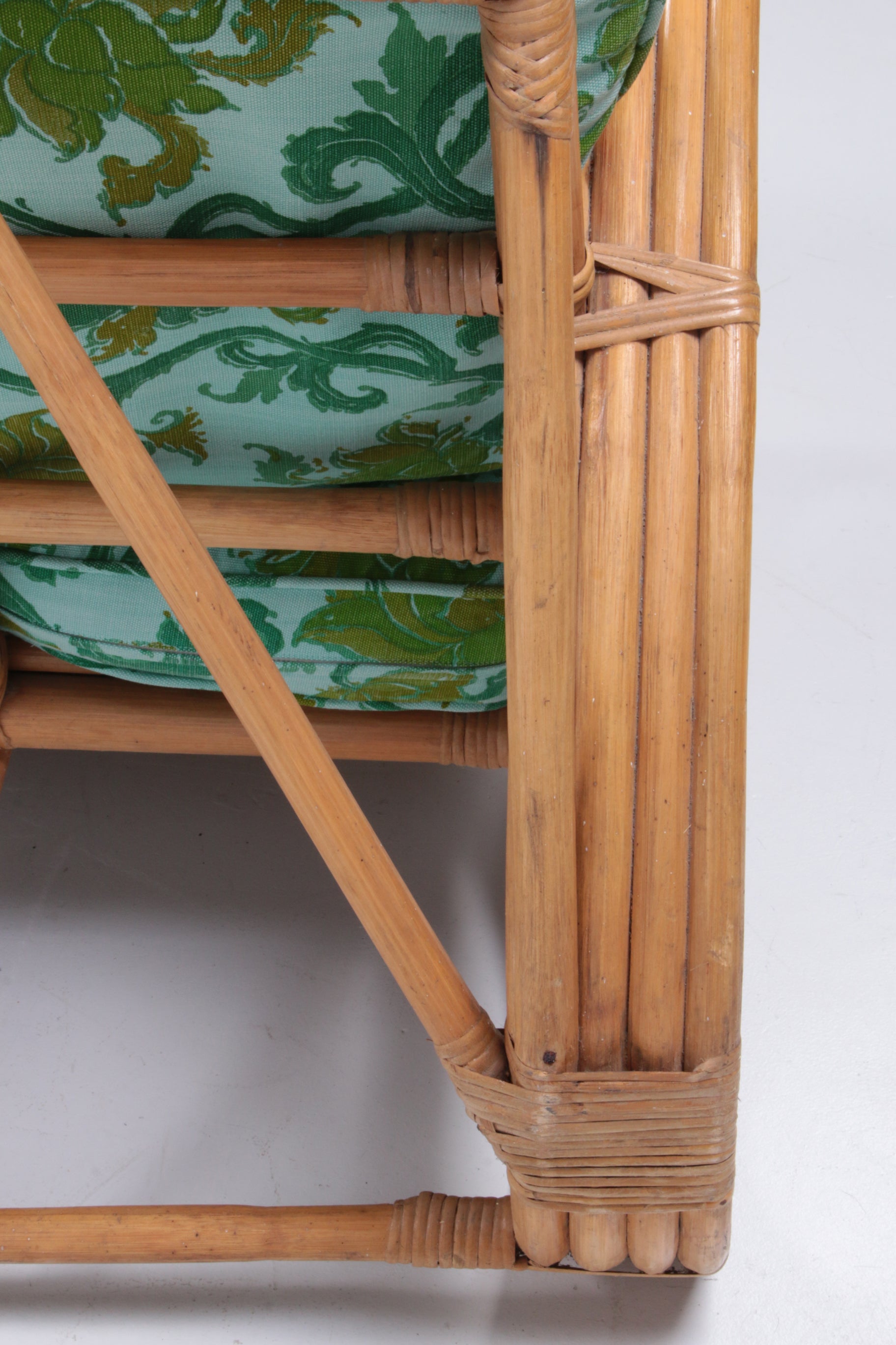 Vintage set bamboe lounge fauteuils en bank met salontafel Paul Frankl, 1960s