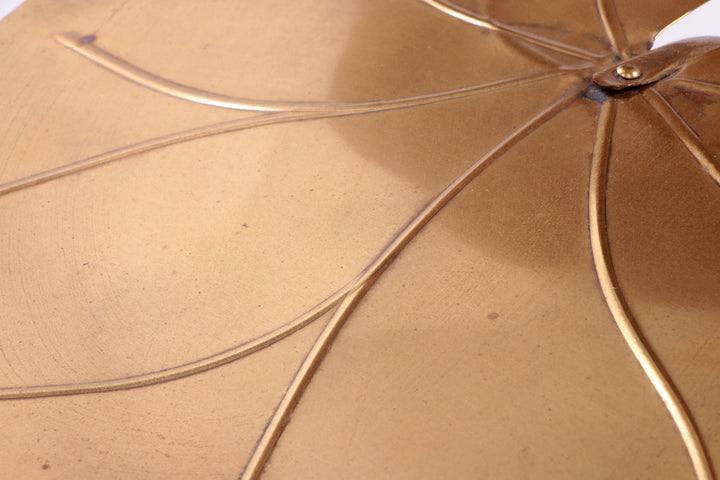 Maison Jansen Vloerlamp van verguld messing met marmervoet,1970 Frankrijk.