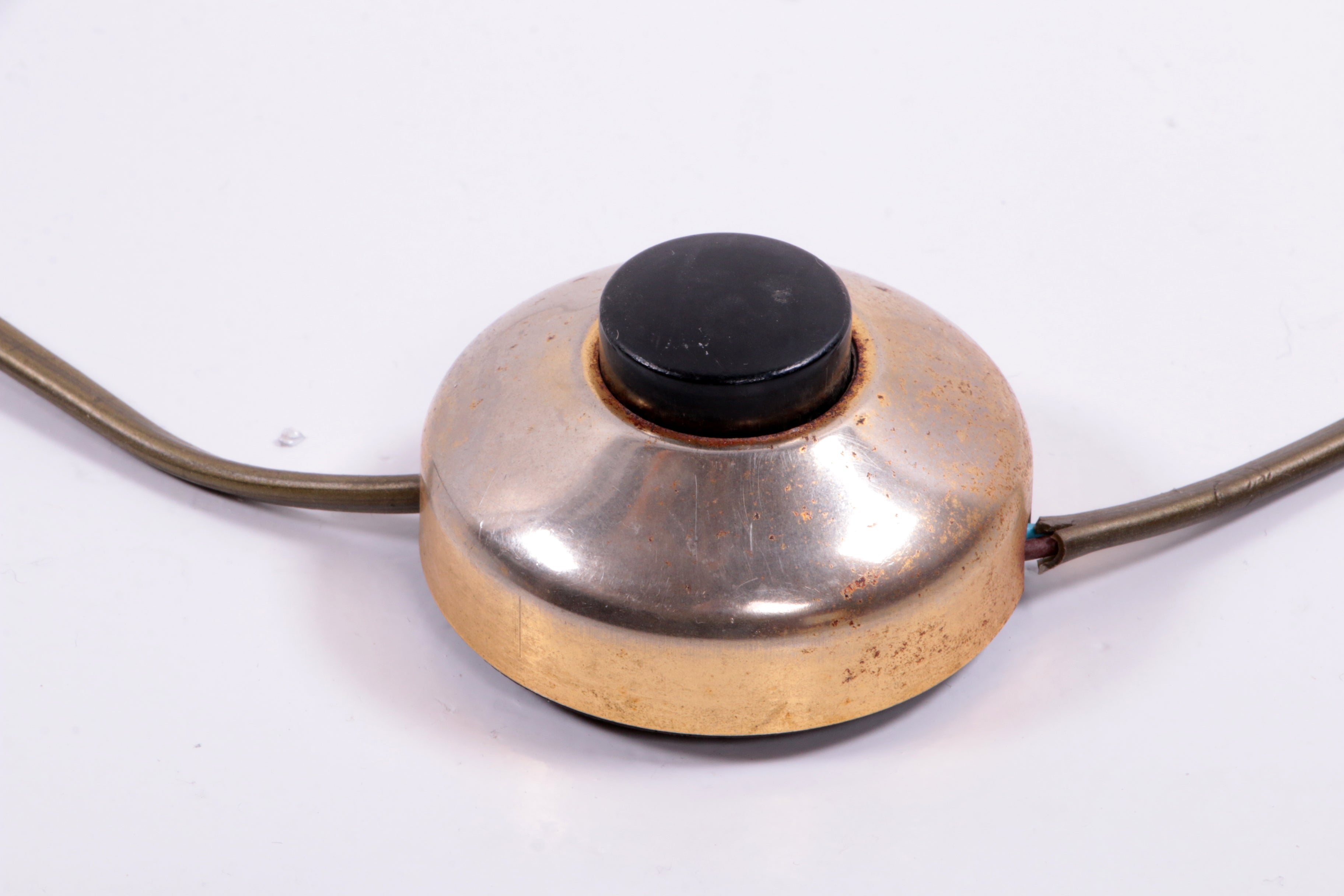 Maison Jansen Vloerlamp van verguld messing met marmervoet,1970 Frankrijk.