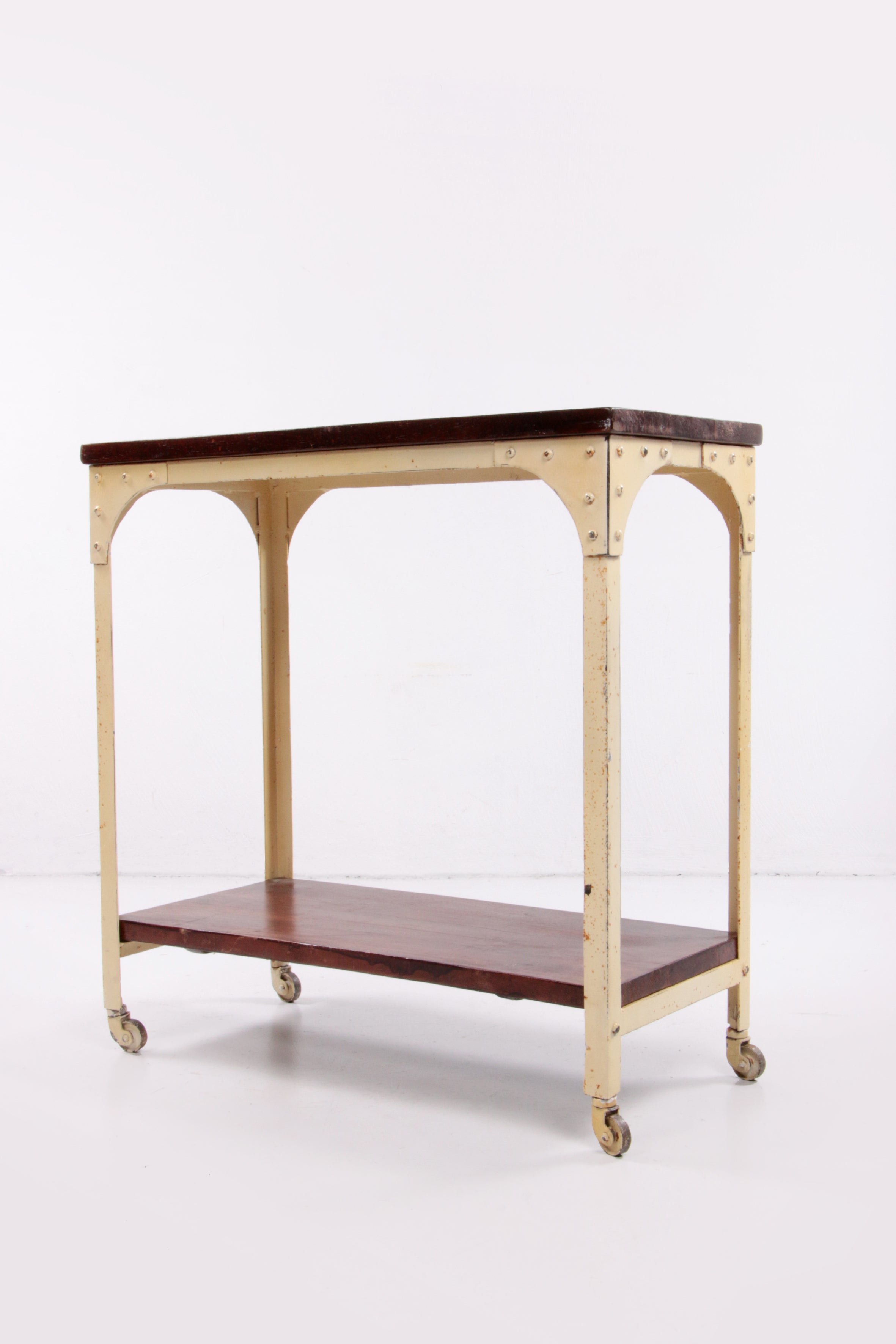 Industriele robuuste sidetable van hout en metaal,1970 Engeland