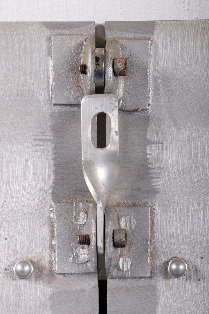 Grote wandspiegel ontwerp van Lorenzo Burchiellaro 1970,Italie