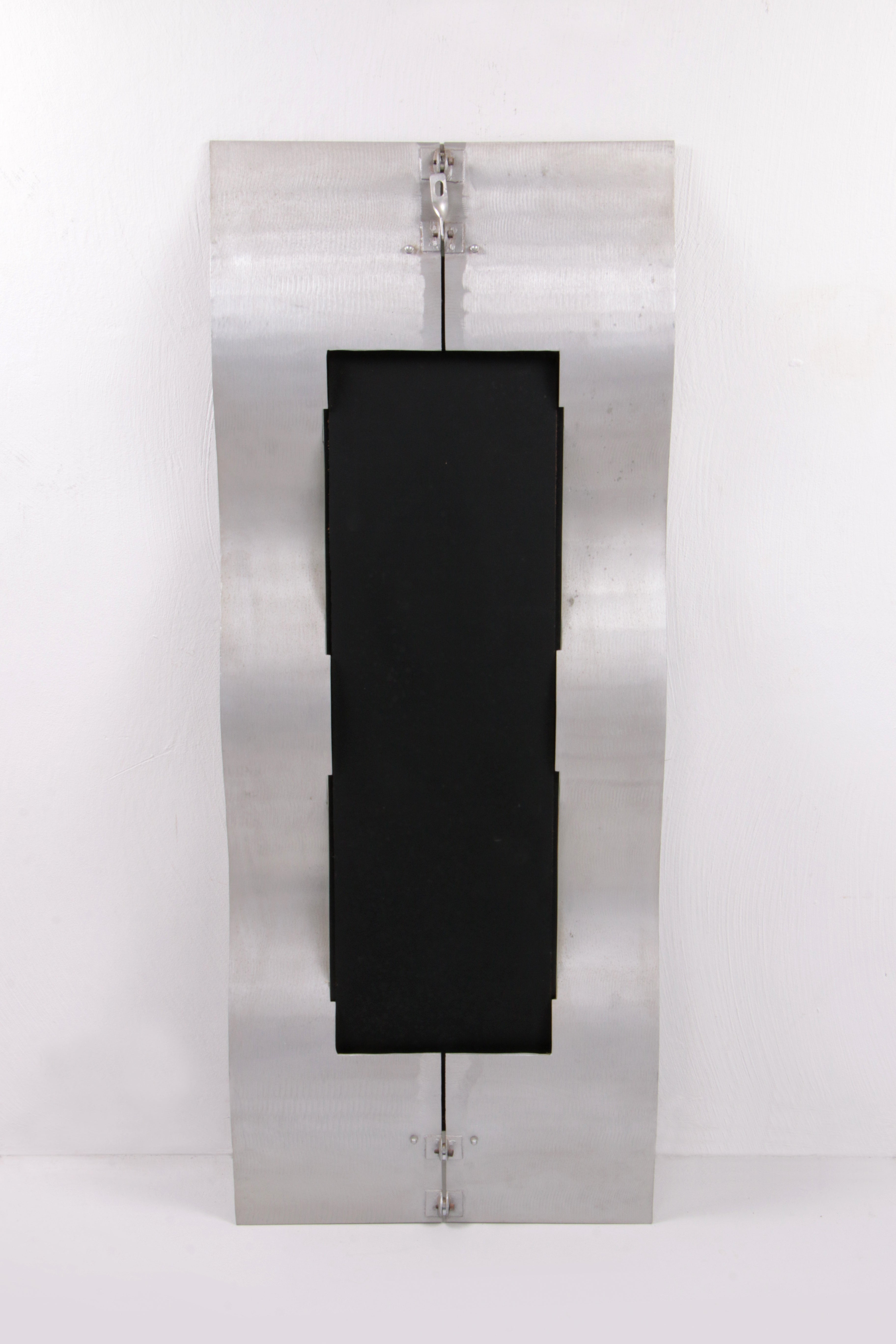 Grote wandspiegel ontwerp van Lorenzo Burchiellaro 1970,Italie