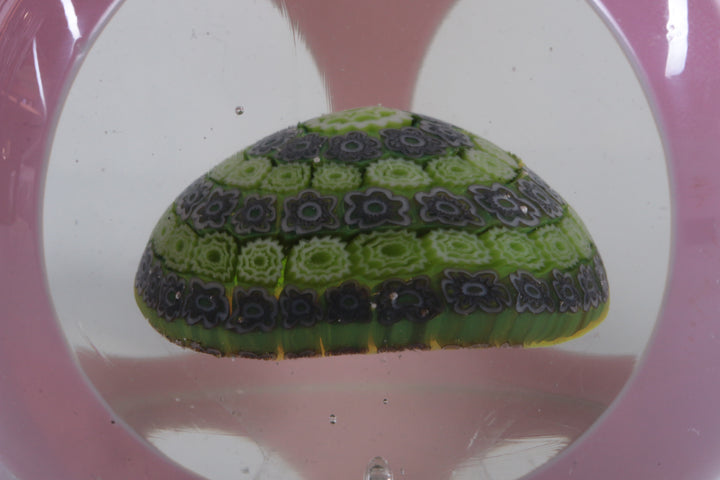 Franse paperweight met paars bloemwerk van St.Louis,1910