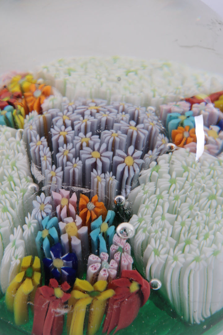 Paperweight Murano Miliefleur jaren60s