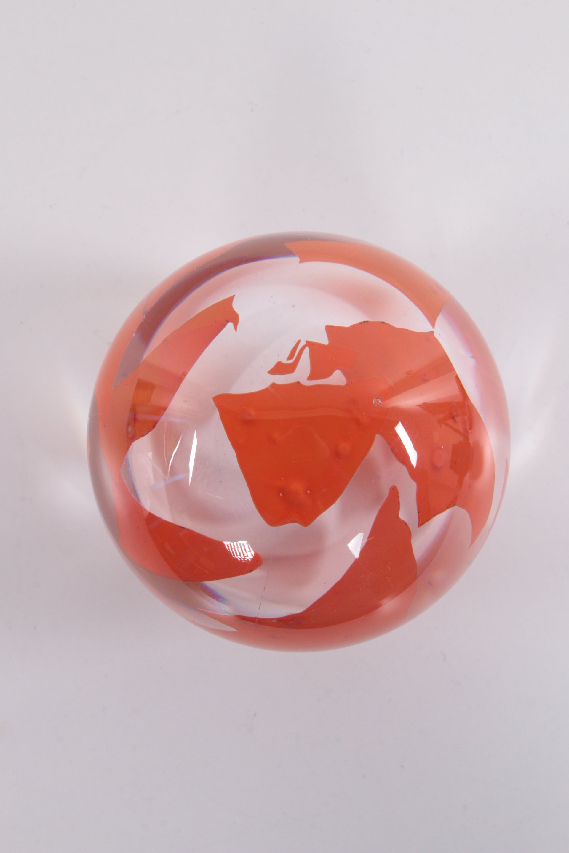 Paperweight  oranje wit van Granna glasbruk Sweden,1960