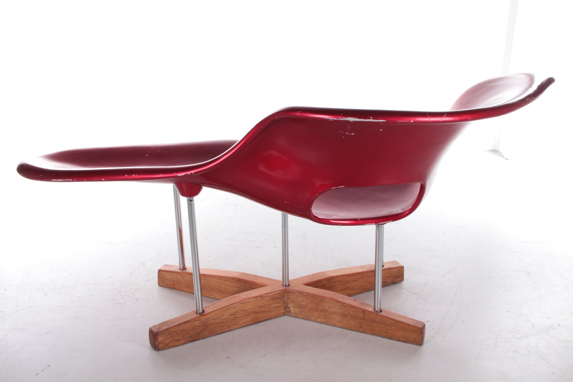 Vitra La chaise loungestoel met houten onderstel,1970