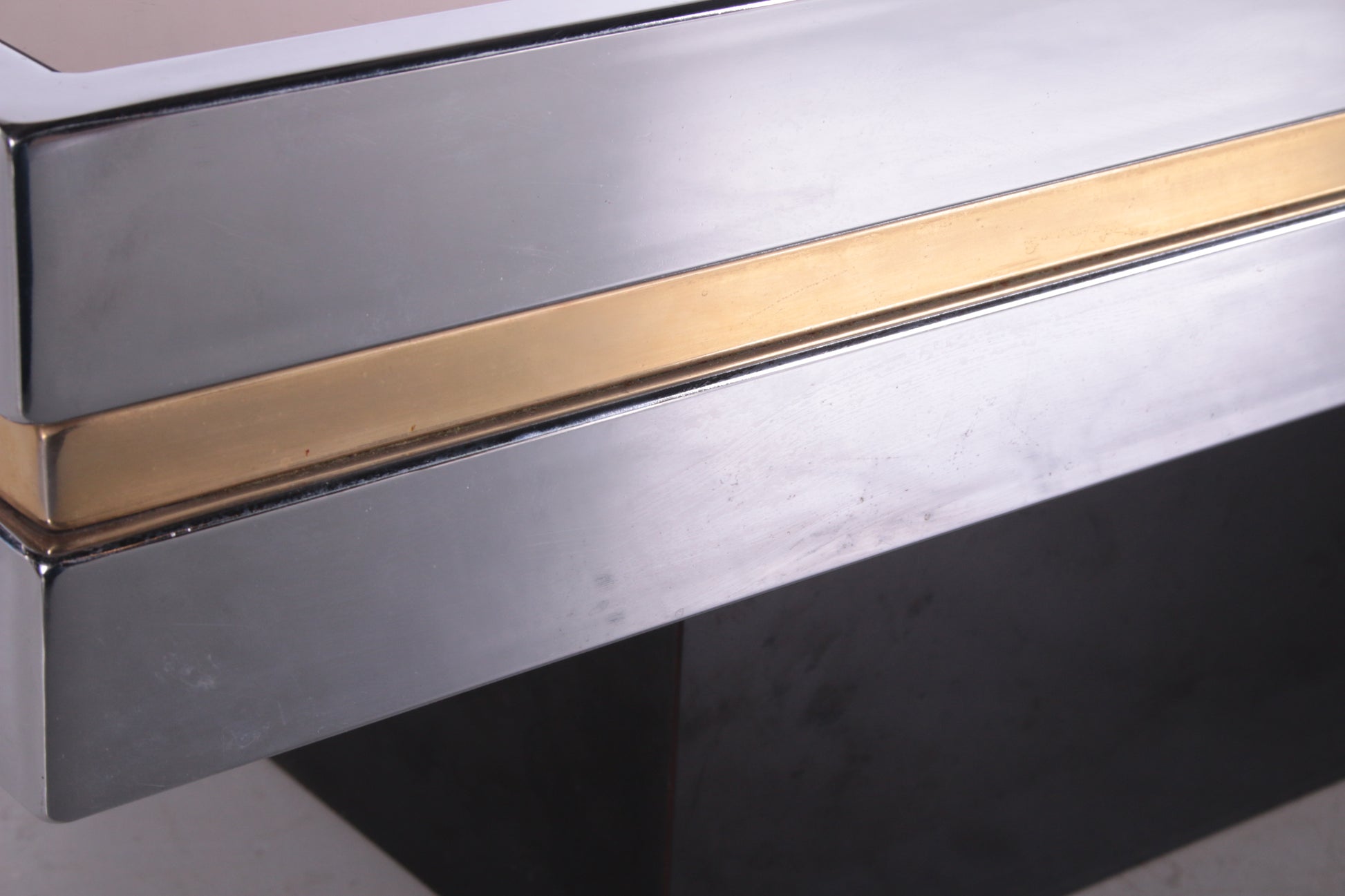 Salontafel Hollywood Regency Belgo Chrome Model dewulf detail rand