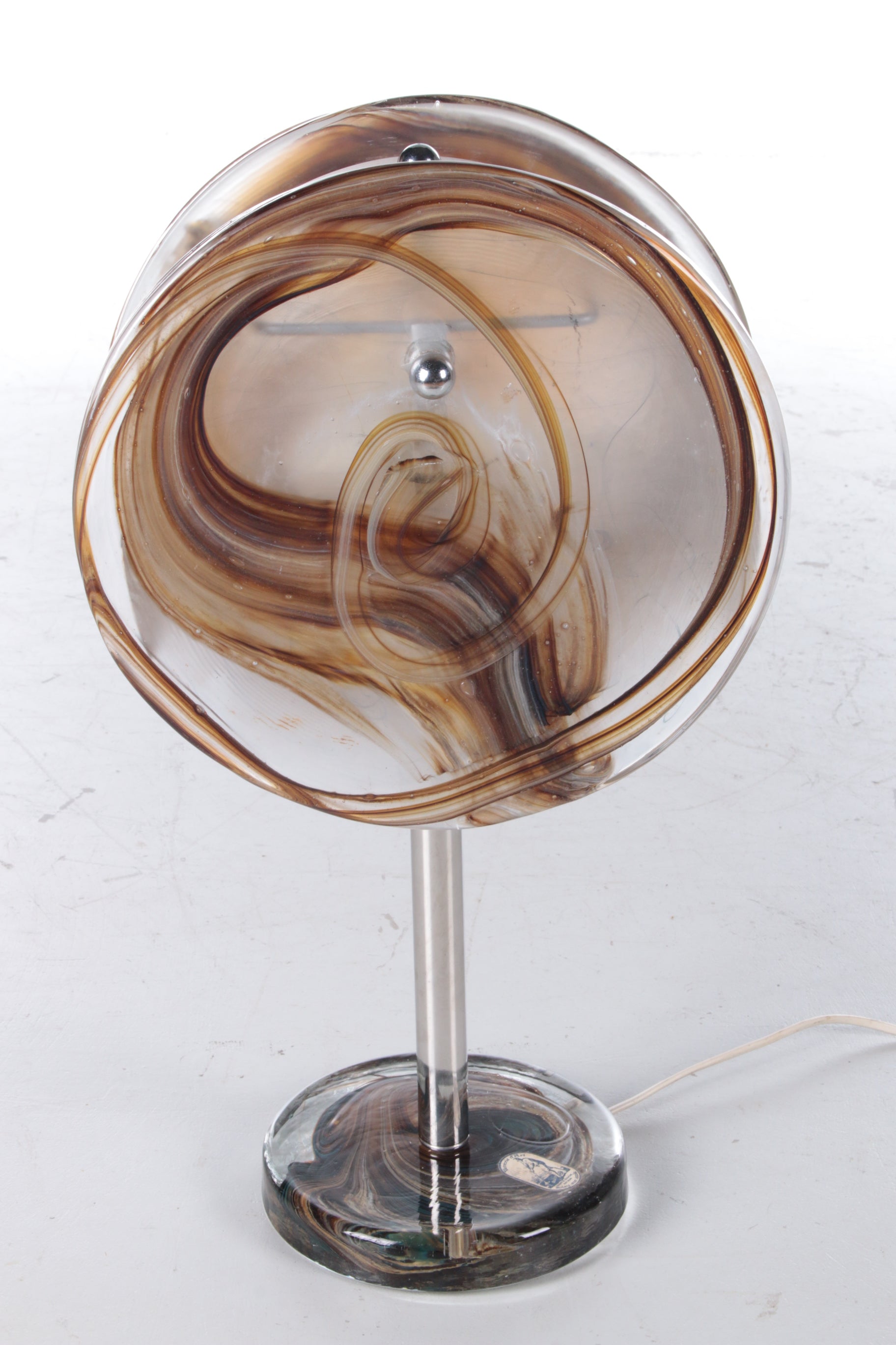 Zeldzaam mooie Franse tafellamp ontwerp van Jean-Pierre Alary,Frankrijk. voorkant