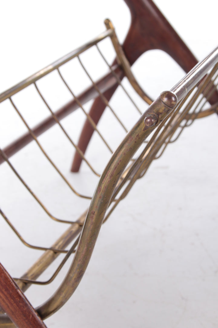 Vintage Italiaanse bijzettafel met tijdschriftenrek van Ico Parisi,1960s detail magazijnrekje