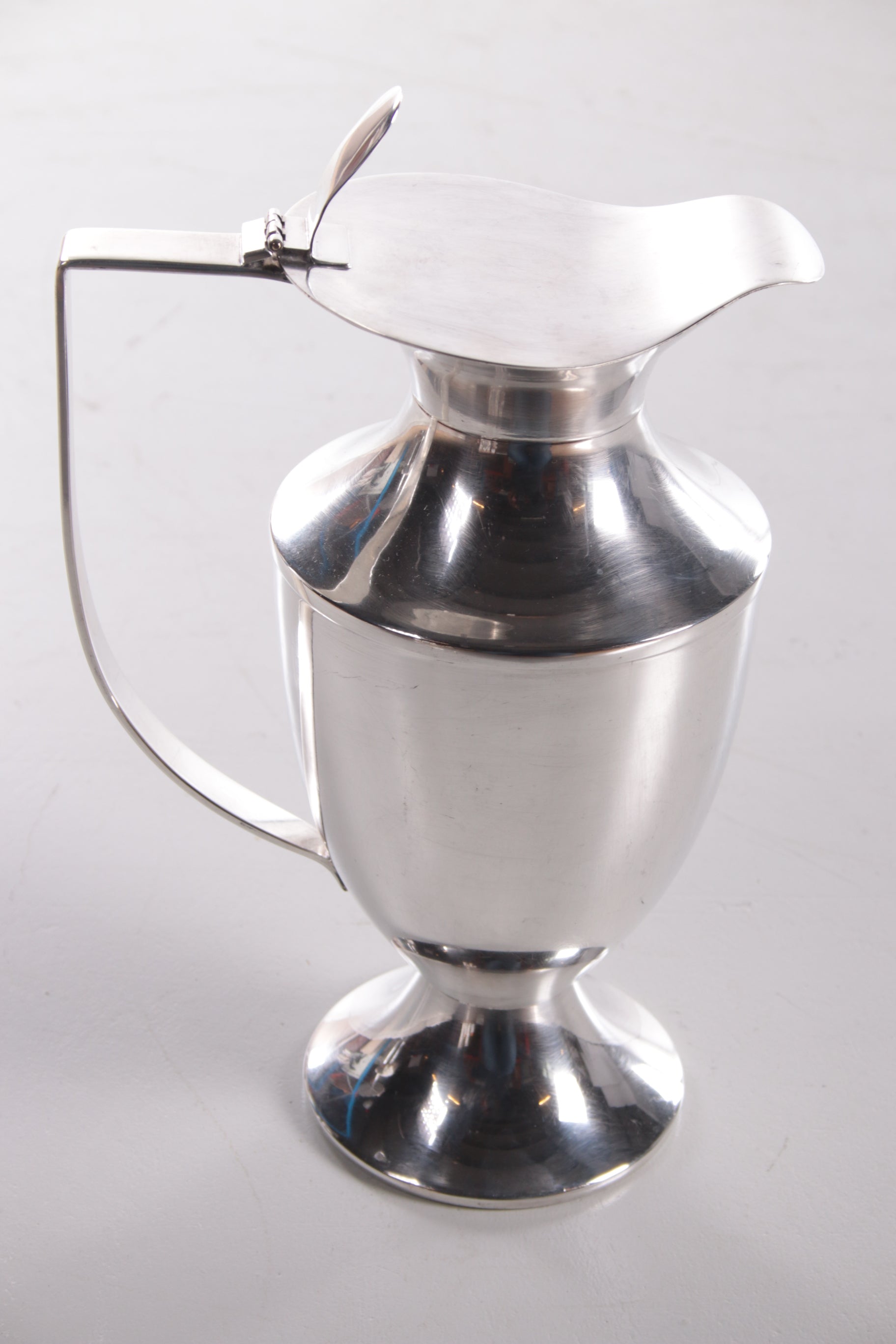 Verzilverd set Gero Dienblad met Waterkan en 2 mokken.