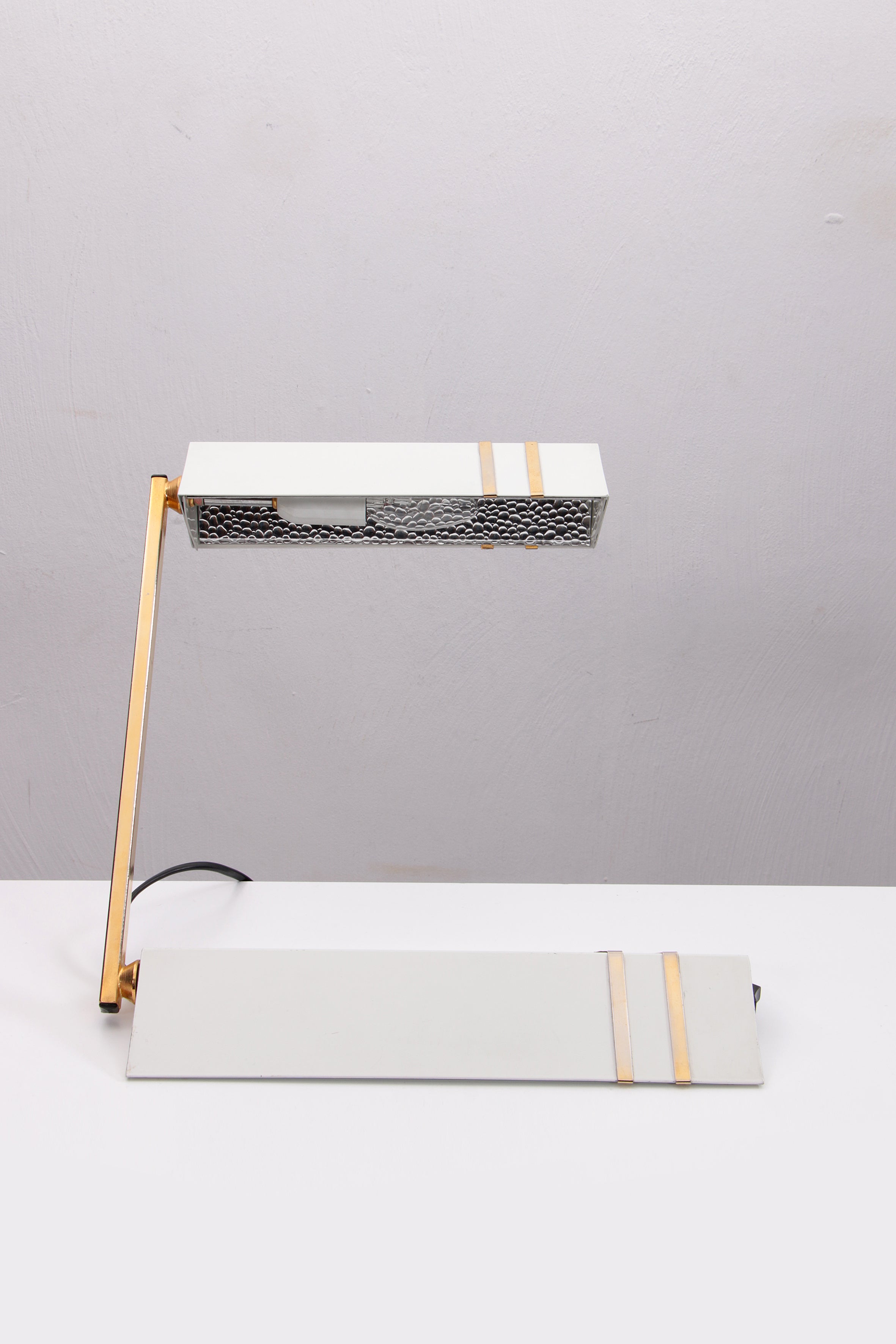 Italiaanse bureaulamp mooi strak design,1960