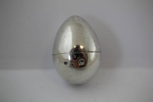 Antique Nutmeg rasp egg silver