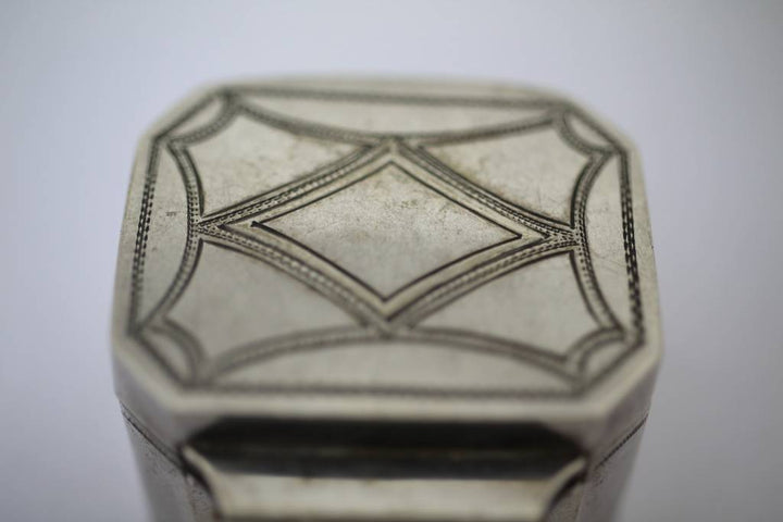 Oude Frans zilveren pillendoosje bovenkant