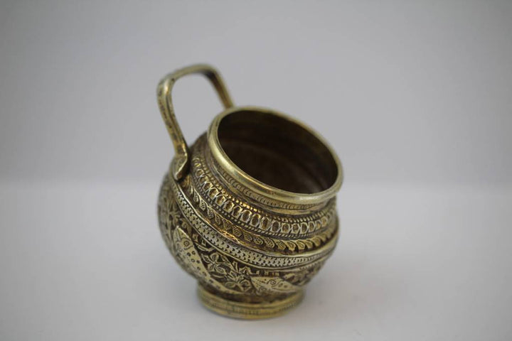 Oud Zilveren oosters Zoutvat met vissen voorkant