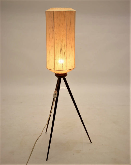 Vintage driepoot vloerlamp gemaakt van teakhout, 1950's
