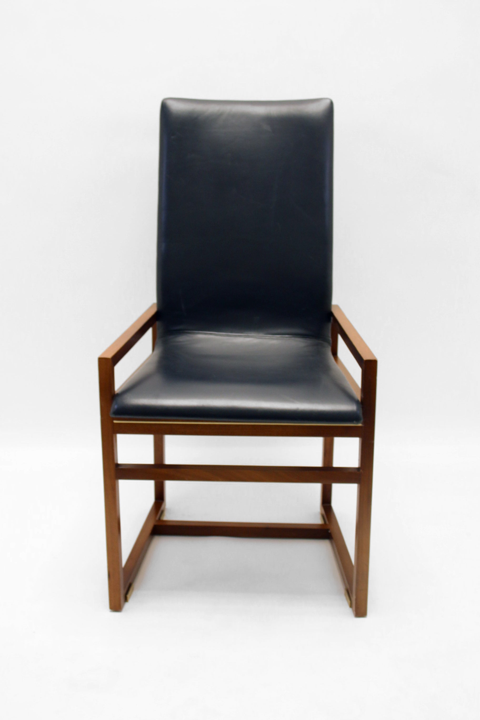 Designer fauteuil zwart blauw voorkant