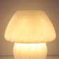 Champignonlamp mooi wit glas van het Model 6282 voorkant licht aan