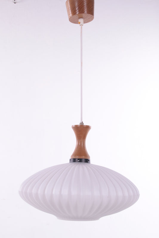 Vintage design hanglamp jaren60 van Massive voorkant licht uit